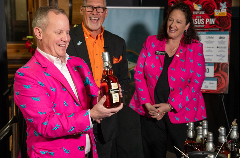 EVAN WILLIAMS BOURBON EXPERIENCE RELEASES ANNUAL, LIMITED EDITION KENTUCKY DERBY FESTIVAL SINGLE BARREL BOURBON BOTTLE